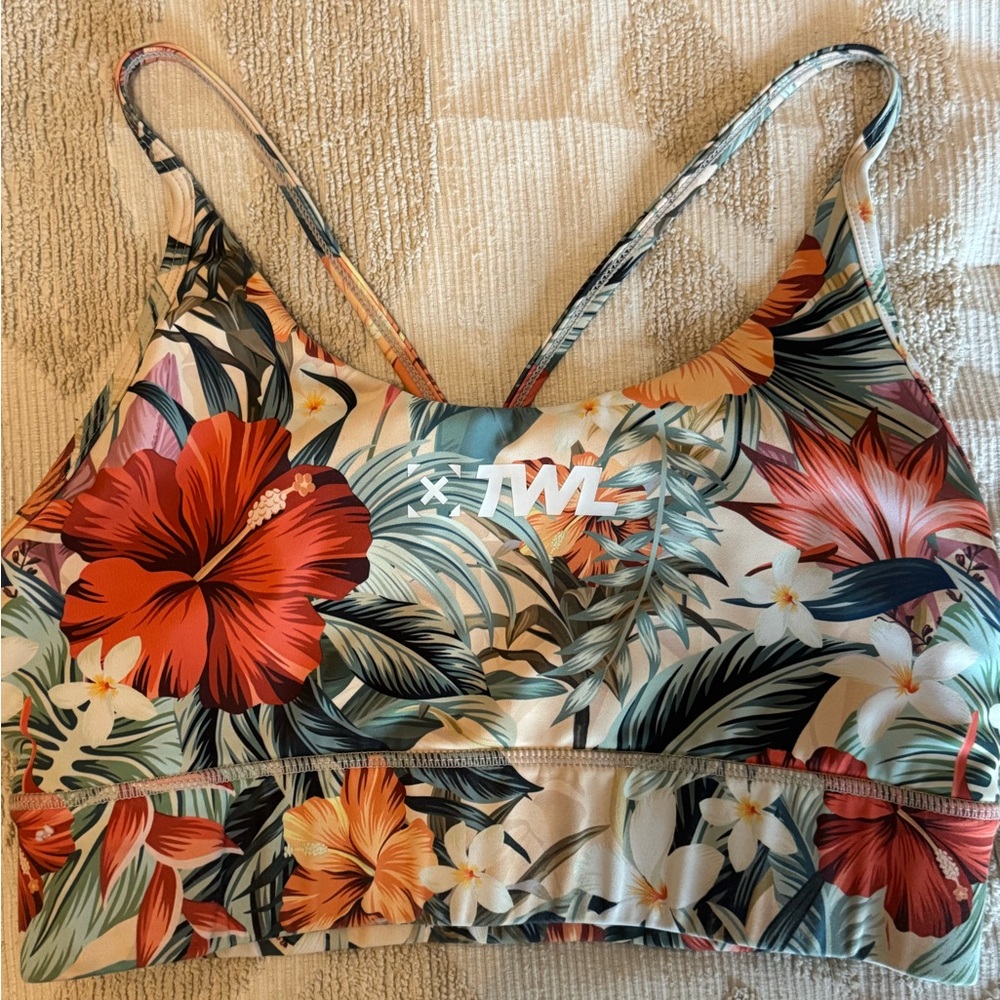 Women's Floral Tropical Top - Multicolor